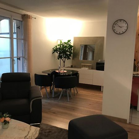 Disney Cosy Lounge Serris Luaran gambar